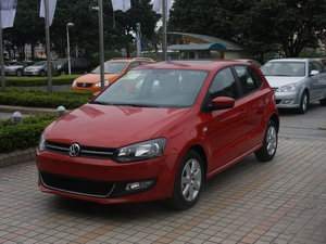 2011Polo w^