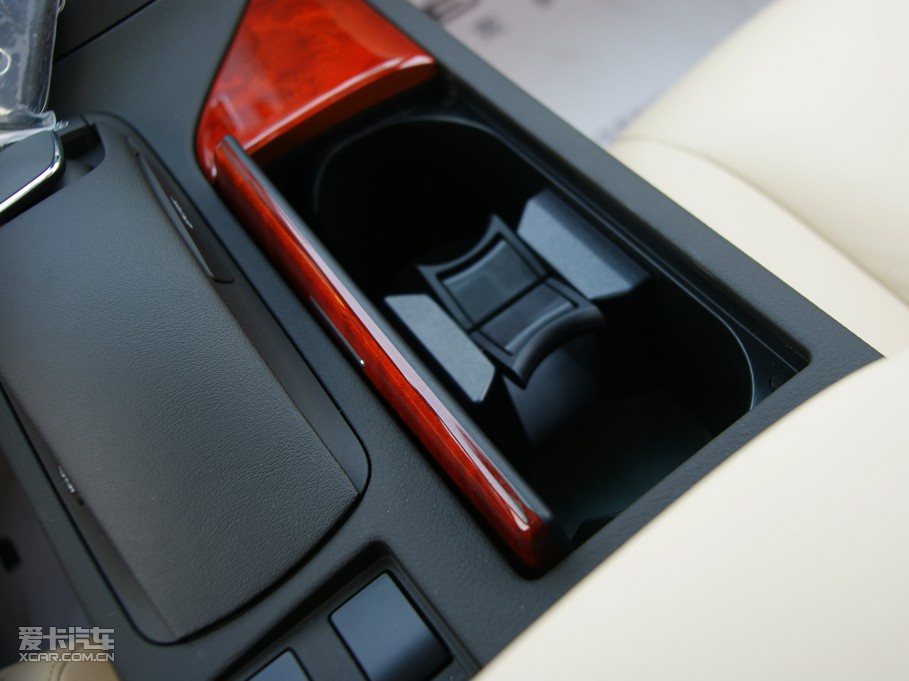 2010���׿��_˹RX 