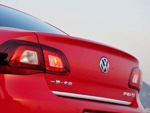 20111.4T DSG Sportline (ji)^