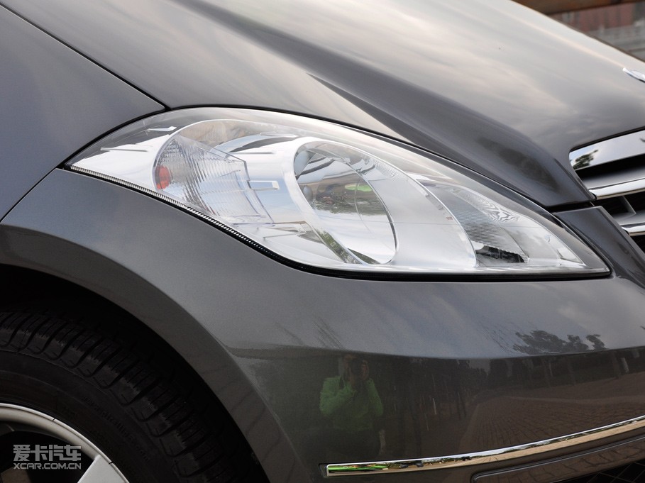 2011��YA��(�M��) 