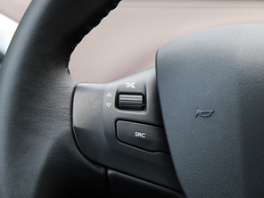 東風標致2015款標致2008