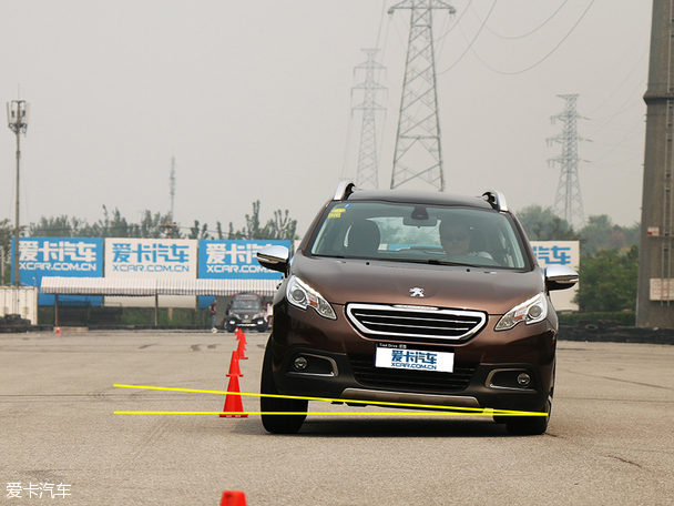 東風標致2015款標致2008