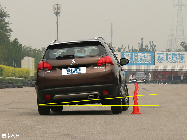 東風標致2015款標致2008