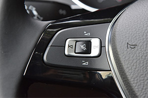 愛卡實拍大眾B8 Variant