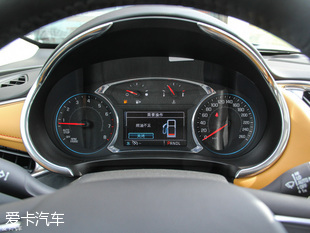 都市精英座駕 四款年輕時尚中型車對比