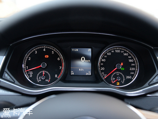 都市精英座駕 四款年輕時尚中型車對比