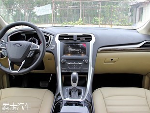 都市精英座駕 四款年輕時尚中型車對比