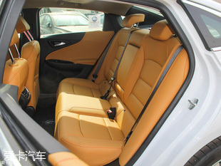 都市精英座駕 四款年輕時(shí)尚中型車對(duì)比