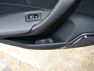 愛卡實拍哈弗H7