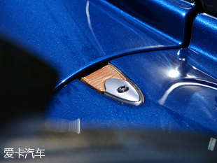 游走藝術(shù)與奢侈之間 實拍帕加尼Huayra