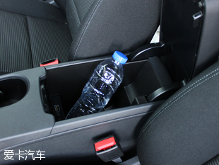 愛卡實拍2016款奔馳B180