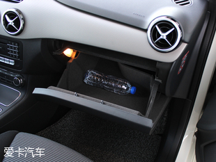 愛卡實拍2016款奔馳B180