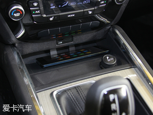 實拍吉利遠景SUV