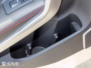 愛卡實拍華泰新能源xEV260