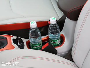 實(shí)拍Jeep自由俠