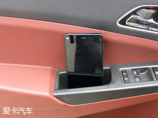 實拍全新金剛Cross