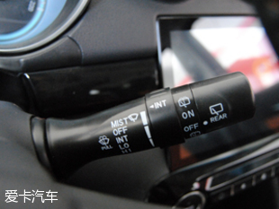 愛卡實(shí)拍凱翼V3