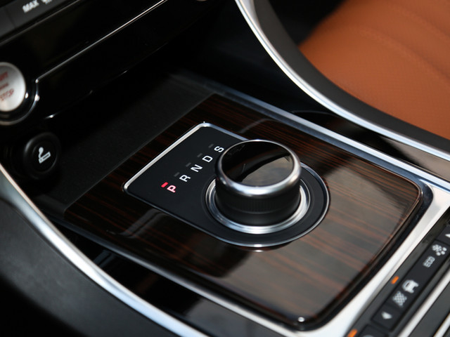 實拍奇瑞捷豹XFL