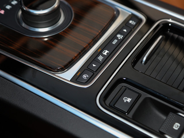 實拍奇瑞捷豹XFL