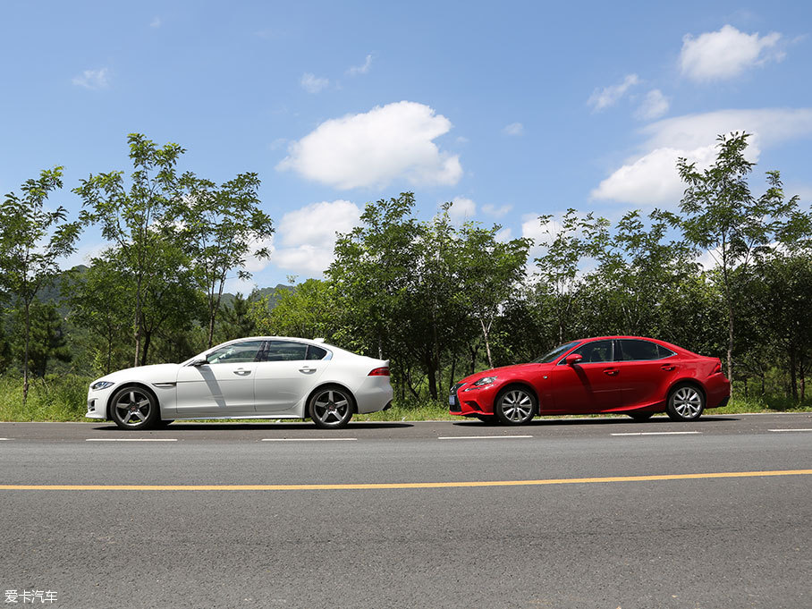 捷豹XE對比雷克薩斯IS