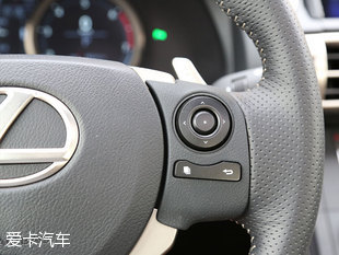 捷豹XE對比雷克薩斯IS