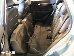 東風(fēng)風(fēng)神AX5內(nèi)飾解析