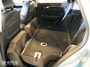 東風(fēng)風(fēng)神AX5內(nèi)飾解析