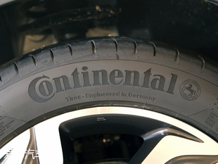 東風(fēng)風(fēng)神AX5內(nèi)飾解析