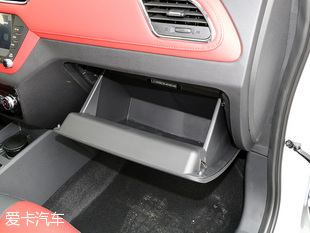 實拍2017款江淮瑞風S2