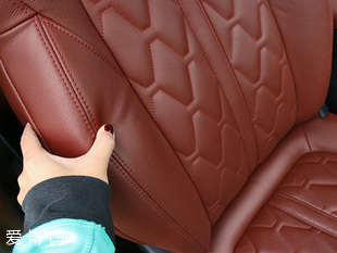 大寫加粗的炫酷 愛卡實拍東風標致4008