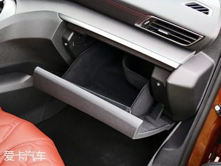 大寫加粗的炫酷 愛卡實拍東風標致4008