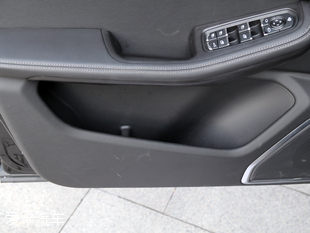 眾泰SR9靜態體驗