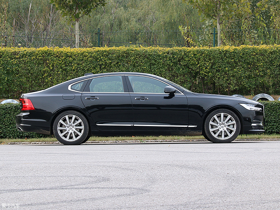 三款中大型車橫評之設計篇