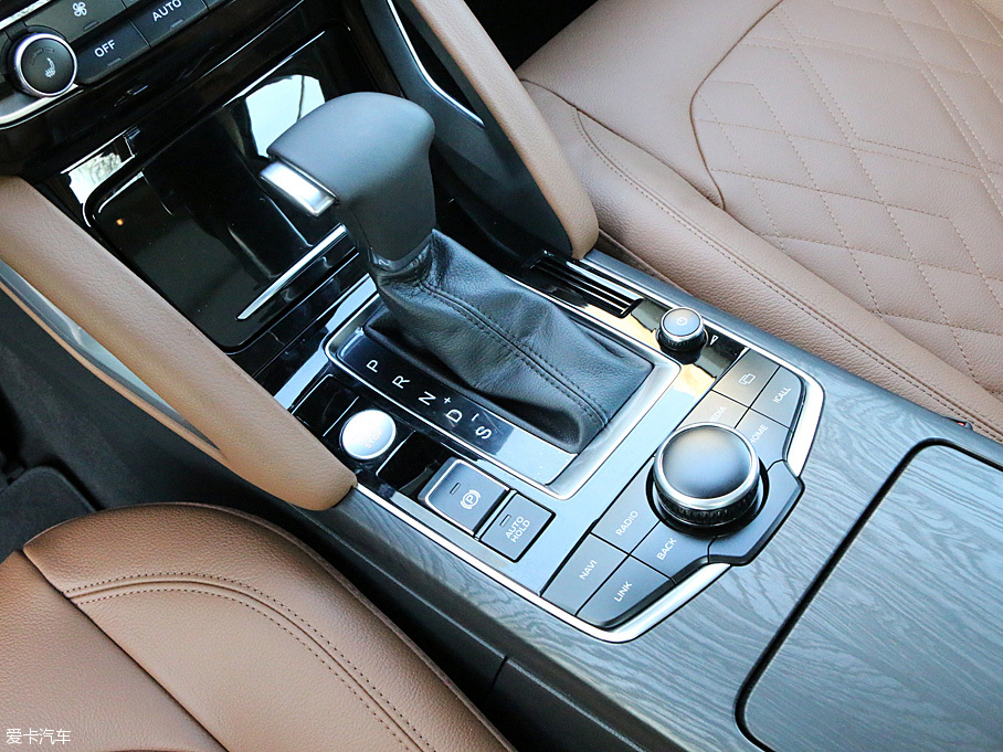 寶沃BX7六座版和七座版實拍