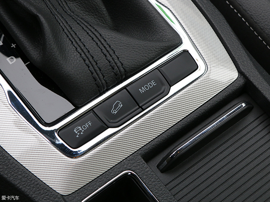 上汽榮威eRX5靜態體驗