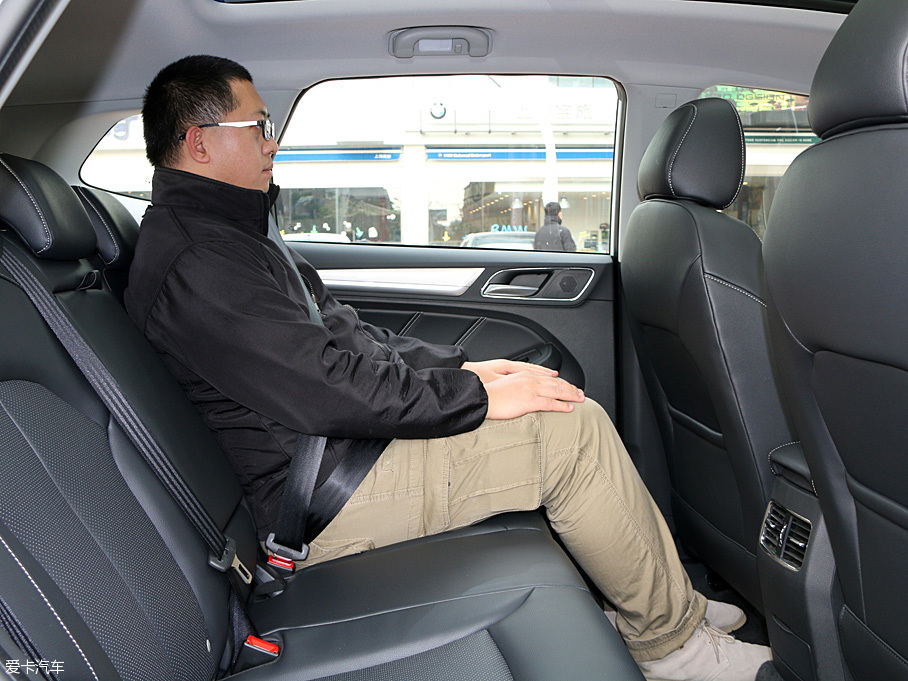 上汽榮威eRX5靜態(tài)體驗