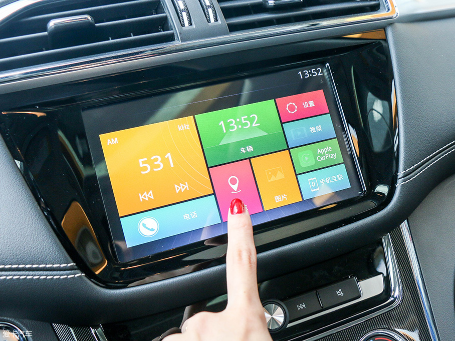 實拍名爵2017款銳騰