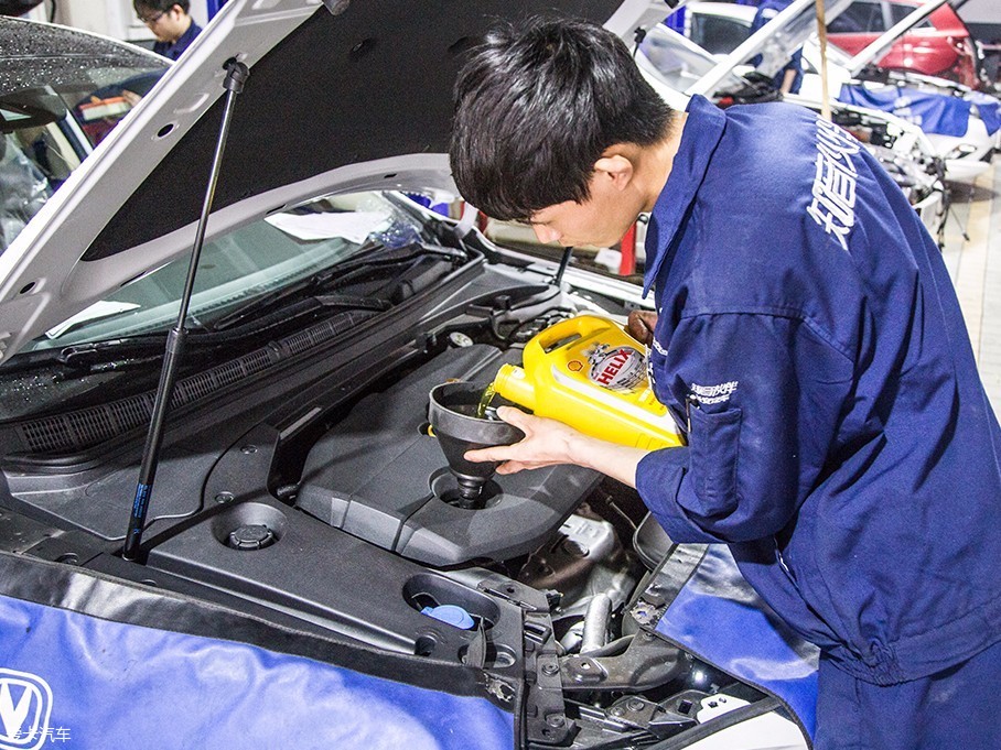 长安乘用车2018款睿骋CC