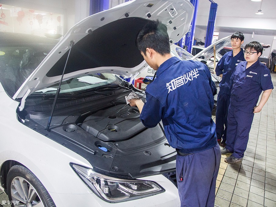 长安乘用车2018款睿骋CC