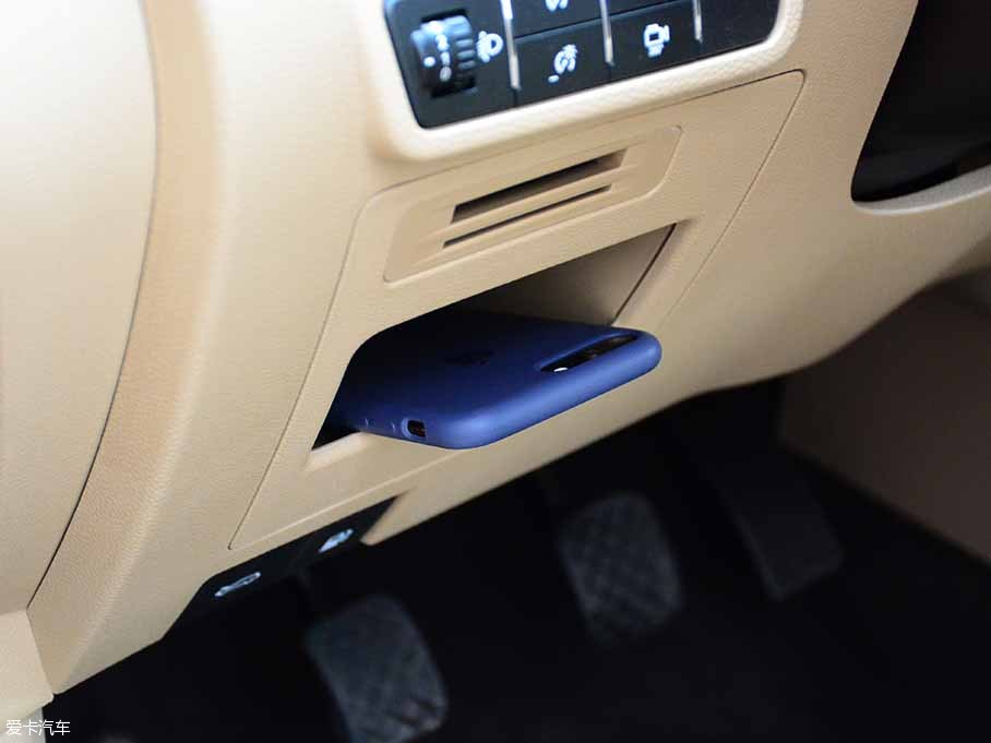 寶駿汽車2017款寶駿730