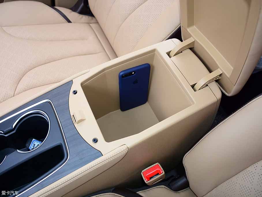 寶駿汽車2017款寶駿730