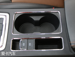 以不同創不凡 愛卡實拍上汽榮威i6 20T