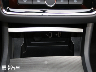 以不同創不凡 愛卡實拍上汽榮威i6 20T