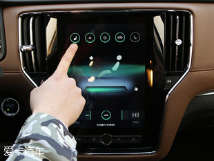 以不同創不凡 愛卡實拍上汽榮威i6 20T