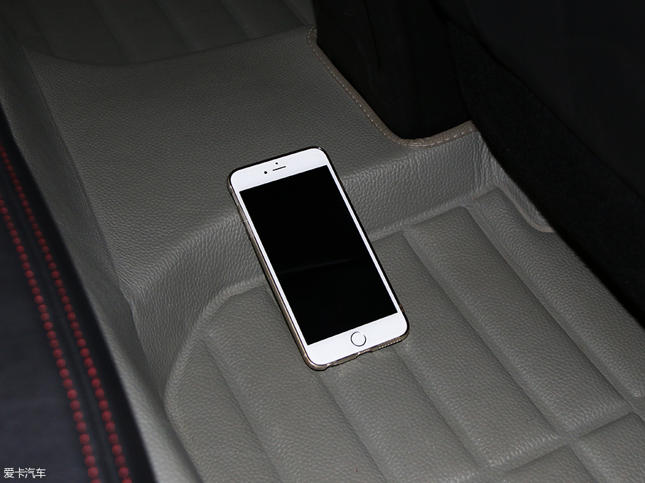 續航里程是關鍵 實拍北汽新能源EX260