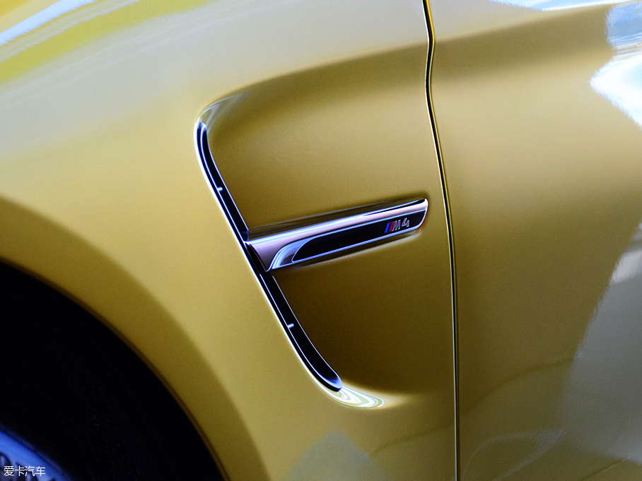 寶馬M2016款寶馬M4敞篷
