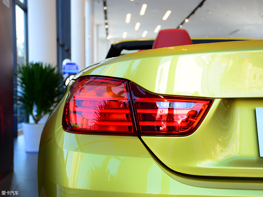 寶馬M2016款寶馬M4敞篷