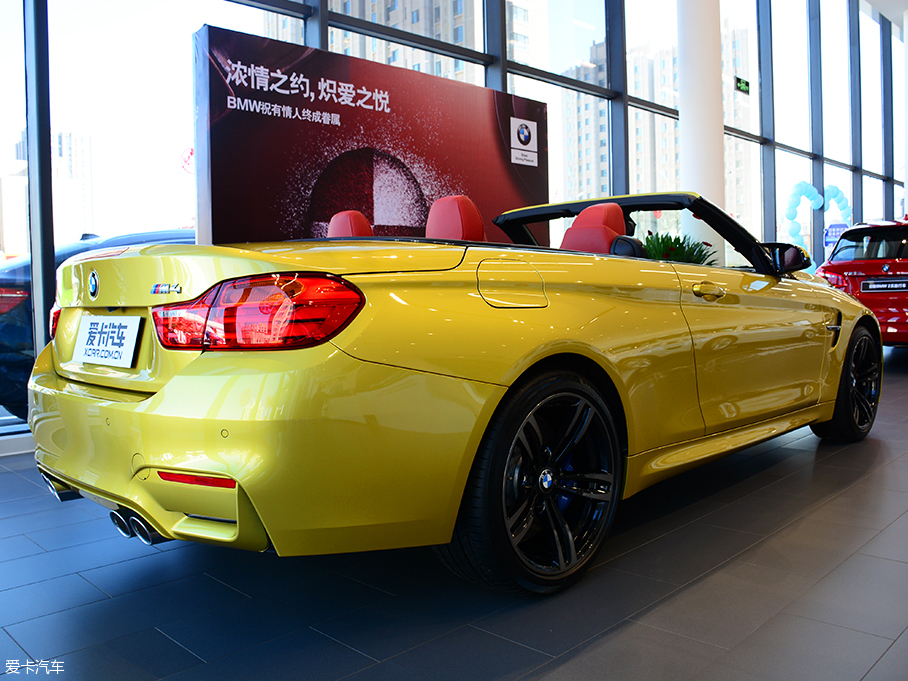 寶馬M2016款寶馬M4敞篷
