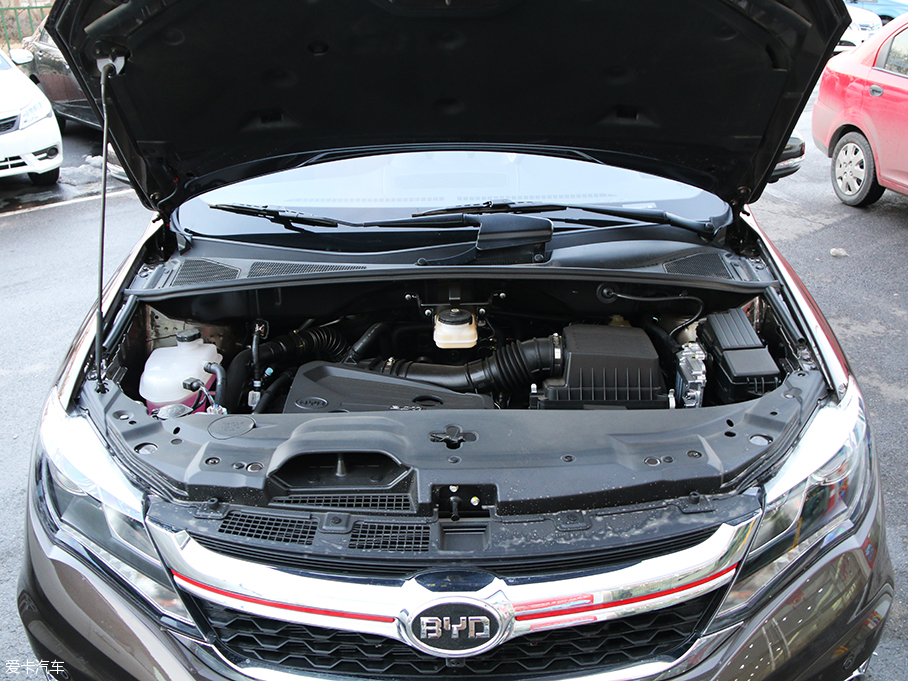 外觀配置均升級(jí) 愛卡實(shí)拍比亞迪新款S7