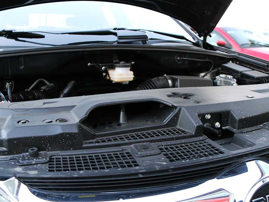 外觀配置均升級(jí) 愛卡實(shí)拍比亞迪新款S7